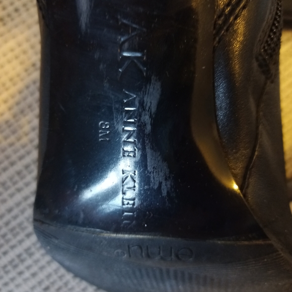 Leather boots - Picture 2 of 2